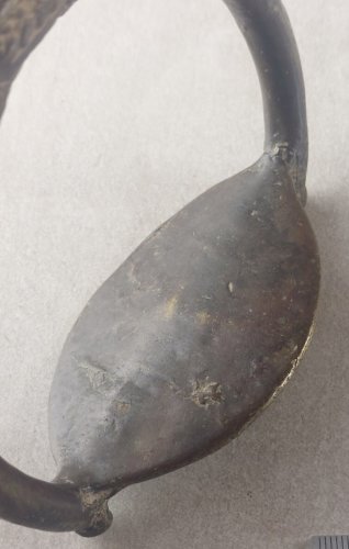 Ancien étrier, art africain, en bronze