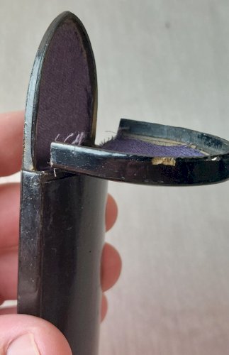 Ancien étui à lunette, en papier maché / carton bouilli Napoléon III, japonisant ^