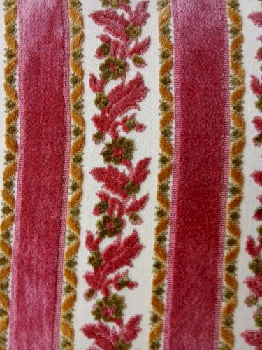 Ancien fauteuil style néo gothique provencal 19 Ème Velours Décor floral