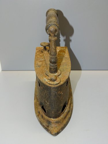 -ANCIEN FER A REPASSER FER  A BRAISES XIXe poignée BOIS COLLECTION DECO   D