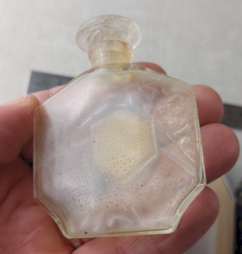 Ancien flacon de parfum, Le narcisse bleu, Muty + boîte, art deco ^