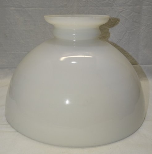 -ANCIEN GLOBE EN OPALINE SOUFFLEE  BLANCHE POUR LUSTRE SUSPENSION ANCIEN  D