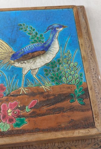 Ancien grand dessous de plat en émaux de Longwy, décor oiseau