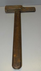 ANCIENT BLACKSMITH'S LARGE HAMMER?? WOODEN HANDLE ANCIENT TOOL COLLECTION D