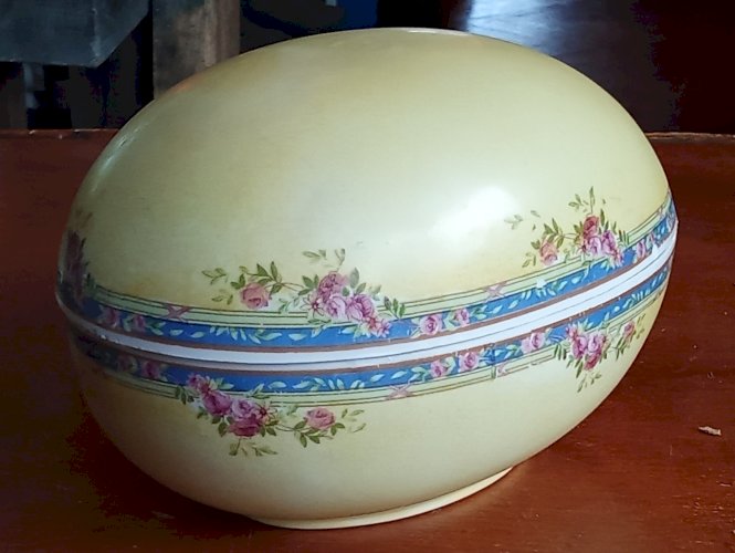 Ancien Grand Oeuf  Ancienne Bonbonnière Boite Porcelaine De Limoges Décor Floral