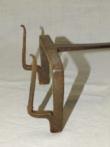 - ANCIEN GRILLE PAIN DE CHEMINEE FER FORGE COLLECTION ART  POPULAIRE déco    D
