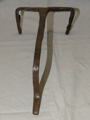 - ANCIEN GRILLE PAIN DE CHEMINEE FER FORGE COLLECTION ART  POPULAIRE déco    D