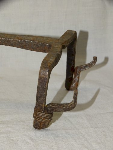 - ANCIEN GRILLE PAIN DE CHEMINEE FER FORGE COLLECTION ART  POPULAIRE déco    D