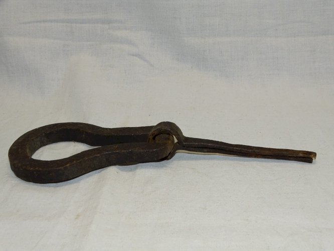 -ANCIEN HEURTOIR DE PORTE en FER FORGE AFRIQUE du NORD COLLECTION DECO    D