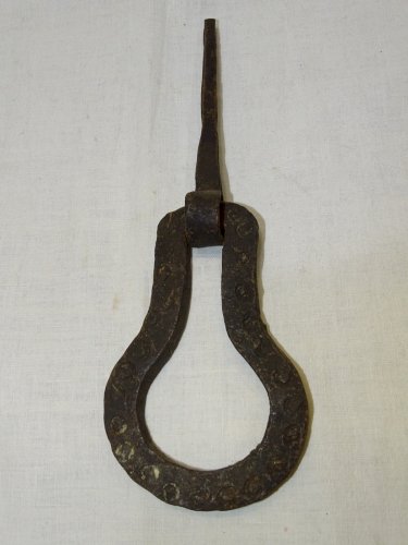 -ANCIEN HEURTOIR DE PORTE en FER FORGE AFRIQUE du NORD COLLECTION DECO    D