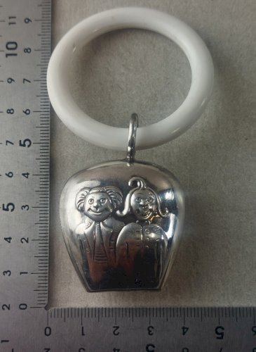 Ancien hochet en argent Lutz & Weiss, Max & Moritz