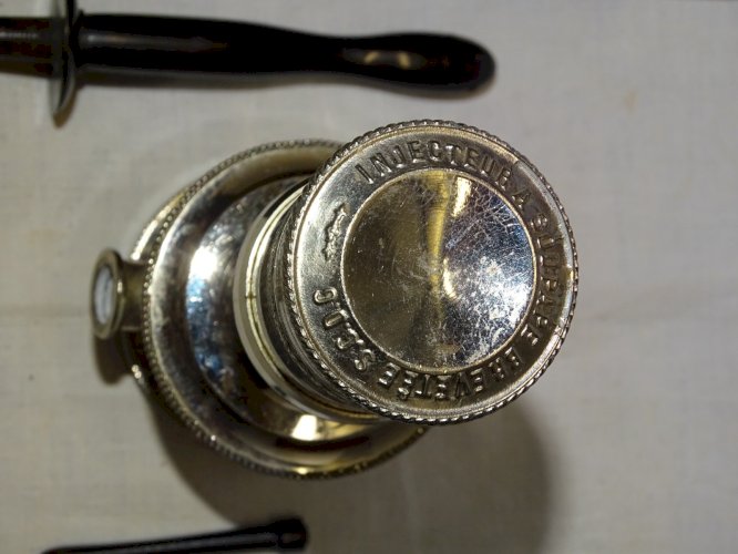 - ANCIEN INJECTEUR IRRIGATEUR A SOUPAPE ANGLAIS  CANULE GH & Cie PARIS déposé  D