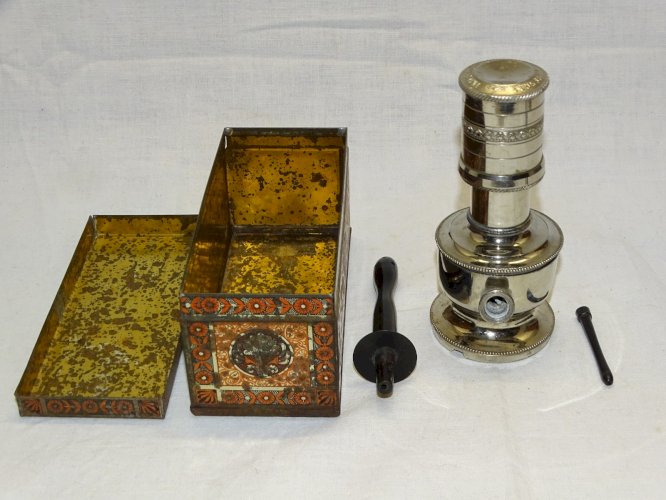 - ANCIEN INJECTEUR IRRIGATEUR A SOUPAPE ANGLAIS  CANULE GH & Cie PARIS déposé  D