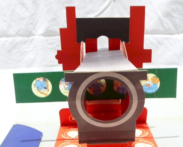 ANCIEN JEU CINEBANA BANANIA Y A BON SPECTACLE PROJECTEUR LANTERNE MAGIQUE 4 VUES
