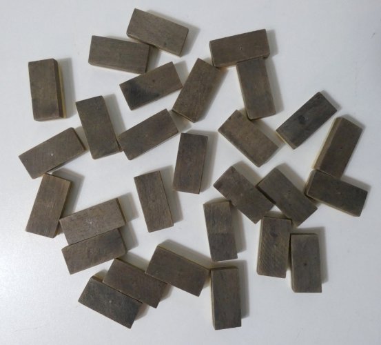 Ancien jeu de dominos en os et bois