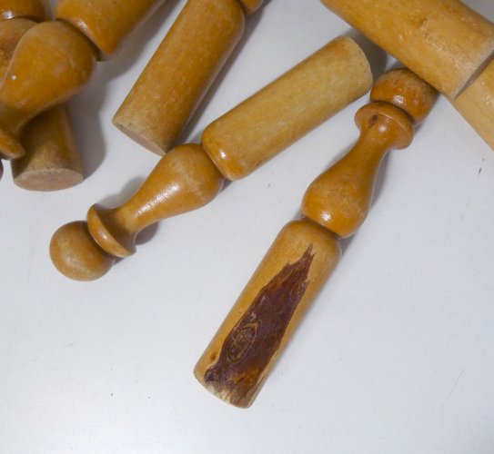 ancien jeu de grandes quilles en bois vintage