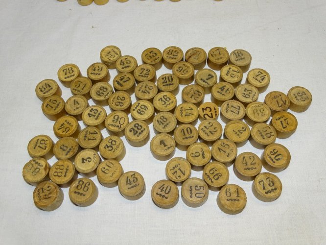 -ANCIEN JEU DE LOTO RACHEZ PARIS DANS SA BOITE COLLECTION JEU ANCIEN   D