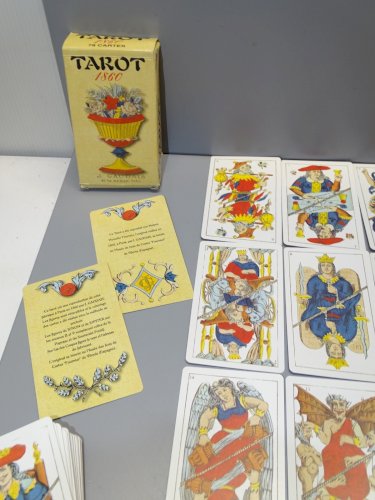 -ANCIEN JEU DE TAROT J GAUDAIS  77 CARTES EN CARTON DANS SA BOITE ORIGINE    D