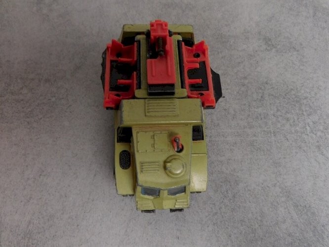 ANCIEN JOUET BATTLE KING X III MISSILE LAUNCHER MACHBOX 1975 N°25