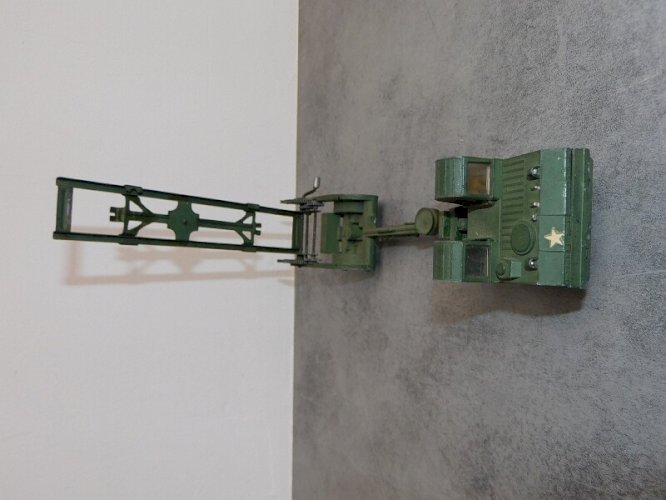 ANCIEN JOUET MECCANO MISSILE ERECTOR DINKY SUPERTOYS N°34