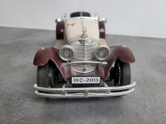 ANCIEN JOUET VOITURE BURAGO MERCEDES BENZ N° 18