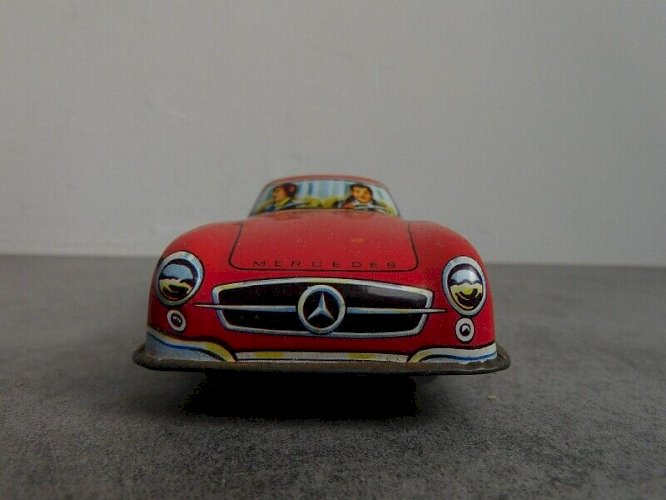 ANCIEN JOUET VOITURE MERCEDES EN TOLE N°15