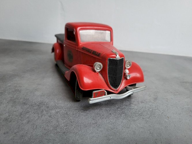 ANCIEN JOUET VOITURE SOLIDO FORD V8 1936 N° 26