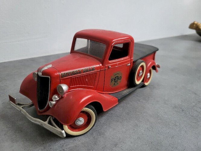 ANCIEN JOUET VOITURE SOLIDO FORD V8 1936 N° 26