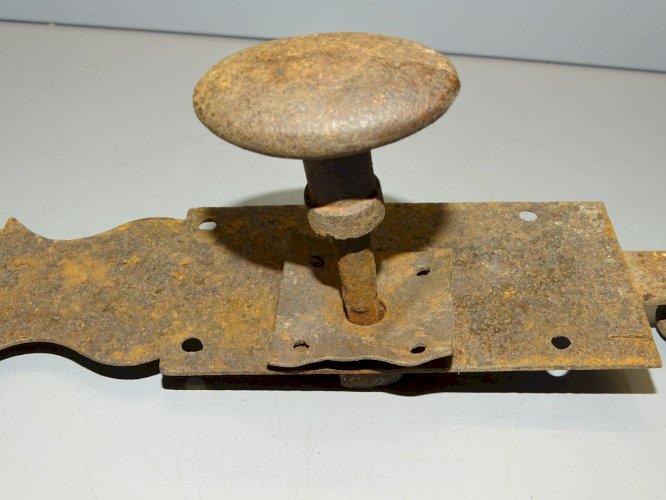 -ANCIEN LOQUET DE PORTE DE GRANGE CLENCHE A RESSORT TARGETTE POIGNEE  RAPPEL   D