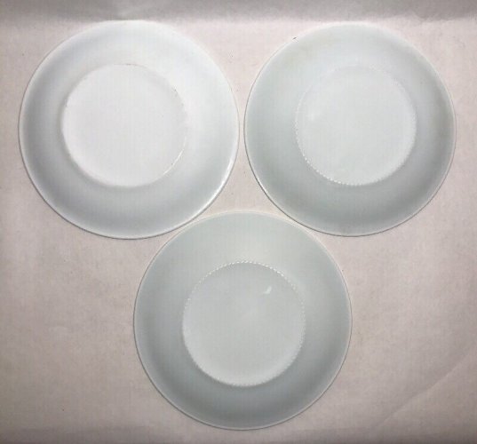  Ancien Lot De 8 Grandes Assiettes Vintage En Verre Opalescent Décor Floral Bleu