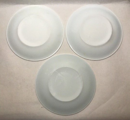  Ancien Lot De 8 Grandes Assiettes Vintage En Verre Opalescent Décor Floral Bleu