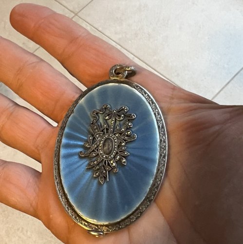 Ancien Massif pendentif Locket souvenir argent vermeil  XIXe siècle émail Rare