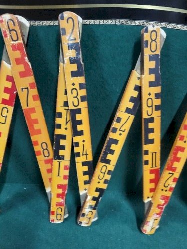 ANCIEN METRE DEPLIANT DE 3 METRES DE LONG EN BOIS
