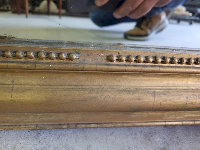 ANCIEN MIROIR A FRONTON DORE DU XIX ème SIECLE N° 1