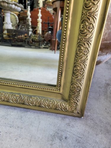 ANCIEN MIROIR A FRONTON DORE DU XIX ème SIECLE N° 2