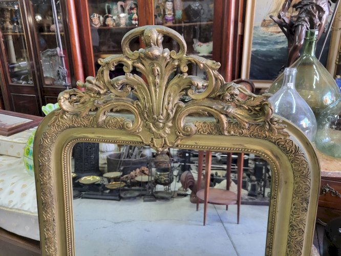 ANCIEN MIROIR A FRONTON DORE DU XIX ème SIECLE N° 2