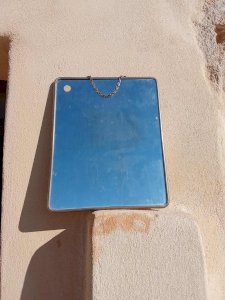 Ancien miroir de barbier. 23.7 X 29.5 cm.