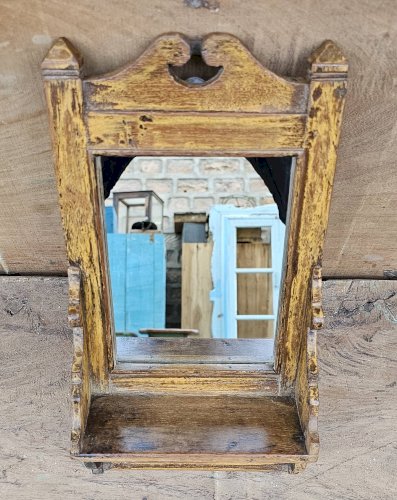 Ancien miroir de barbier en teck birman