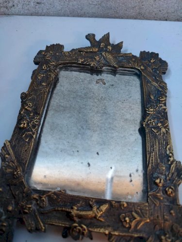 ancien miroir  de table art deco en bronze a decor de fleur et doiseau en etat correct