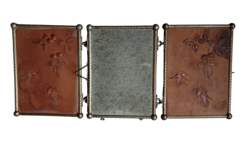 Ancien miroir triptyque Art Nouveau barbier Décor Cuir Oiseau Coccinelle