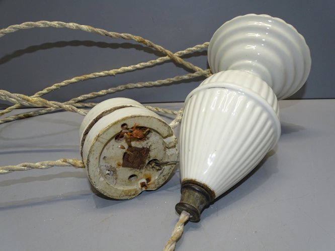 -ANCIEN MONTE ET BAISSE PORCELAINE BLANCHE DEBUT XXe LAMPE LUSTRE déco    D