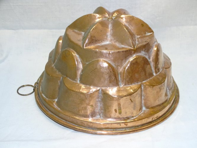 -ANCIEN MOULE A GATEAU EN CUIVRE étamé à l'intérieur Belle déco Cuisine     D