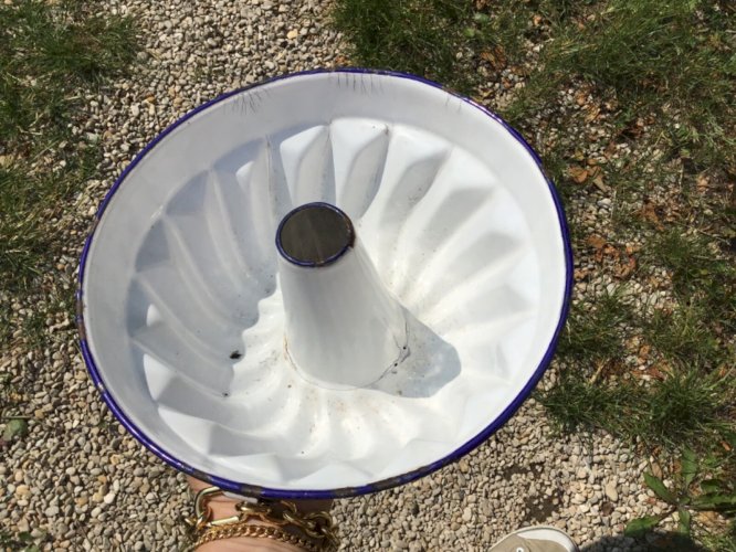 ANCIEN moule à kouglof TÔLE ÉMAILLÉE BLANCHE