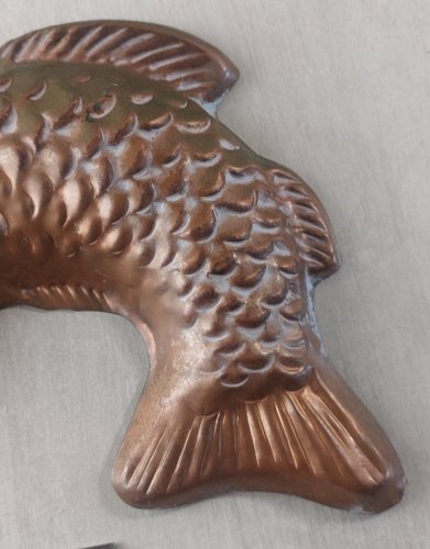 Ancien moule poisson en cuivre étamé