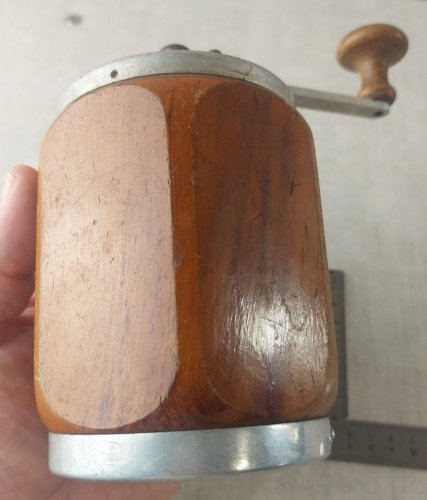 Ancien moulin à café, en bois, Verybest, vintage, Swiss made ^