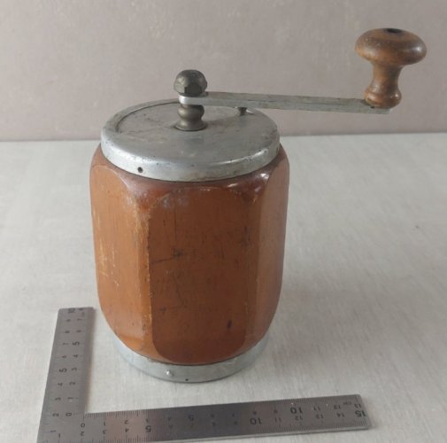Ancien moulin à café, en bois, Verybest, vintage, Swiss made ^
