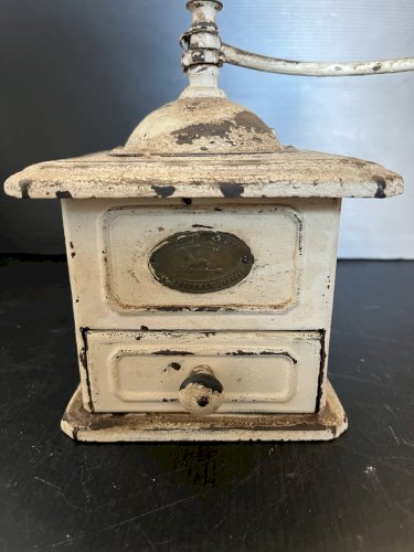 Ancien Moulin à Café  Peugeot tole  peint vintage décoration