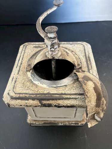 Ancien Moulin à Café  Peugeot tole  peint vintage décoration