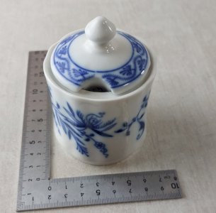 Ancien moutardier, décor Blue Onion / porcelaine Tchécoslovaquie / Czech