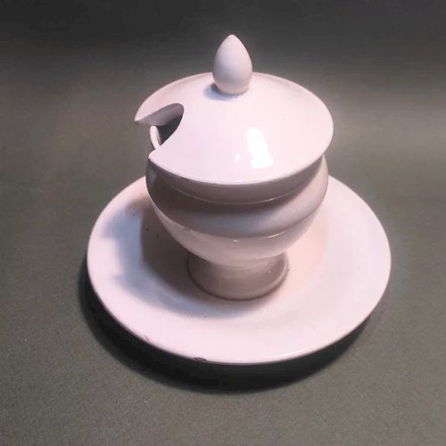 Ancien moutardier en porcelaine de Paris, blanche